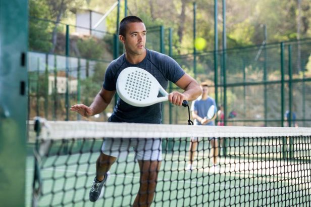 padel sport loisir apprendre progrès hybride tennis squash
